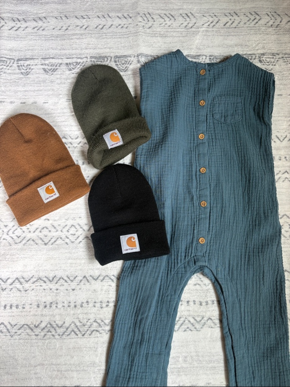 Kids bundle - carhartt and carters